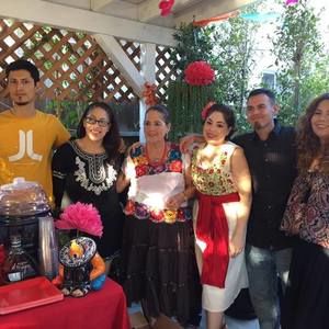 Meet your Posher, Luz